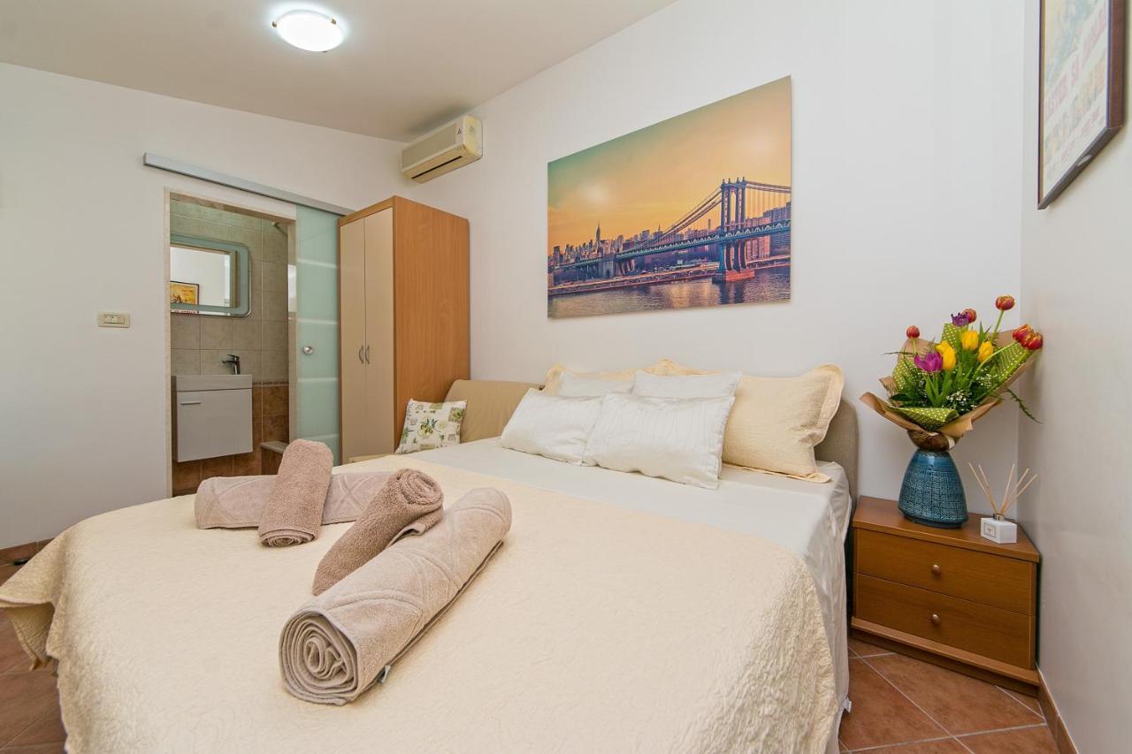 Apartment Stipic 1 Baska Voda